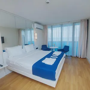Sea Side Orbi Апарт-отель